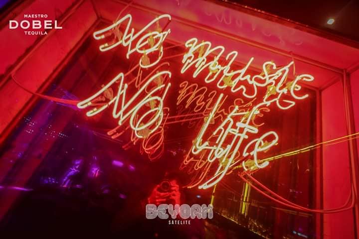 logo beyork satelite antro