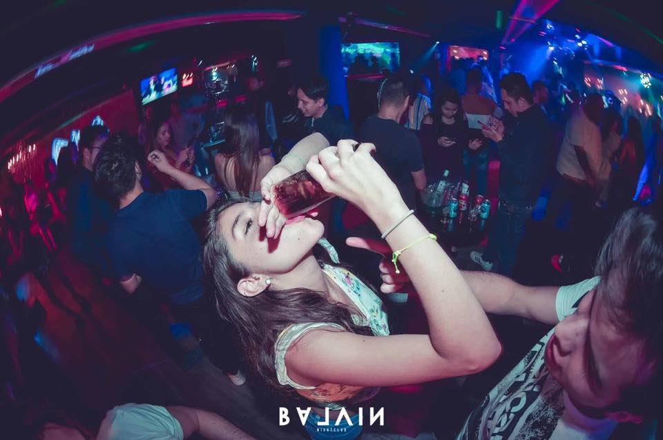 Balvin Club Nápoles